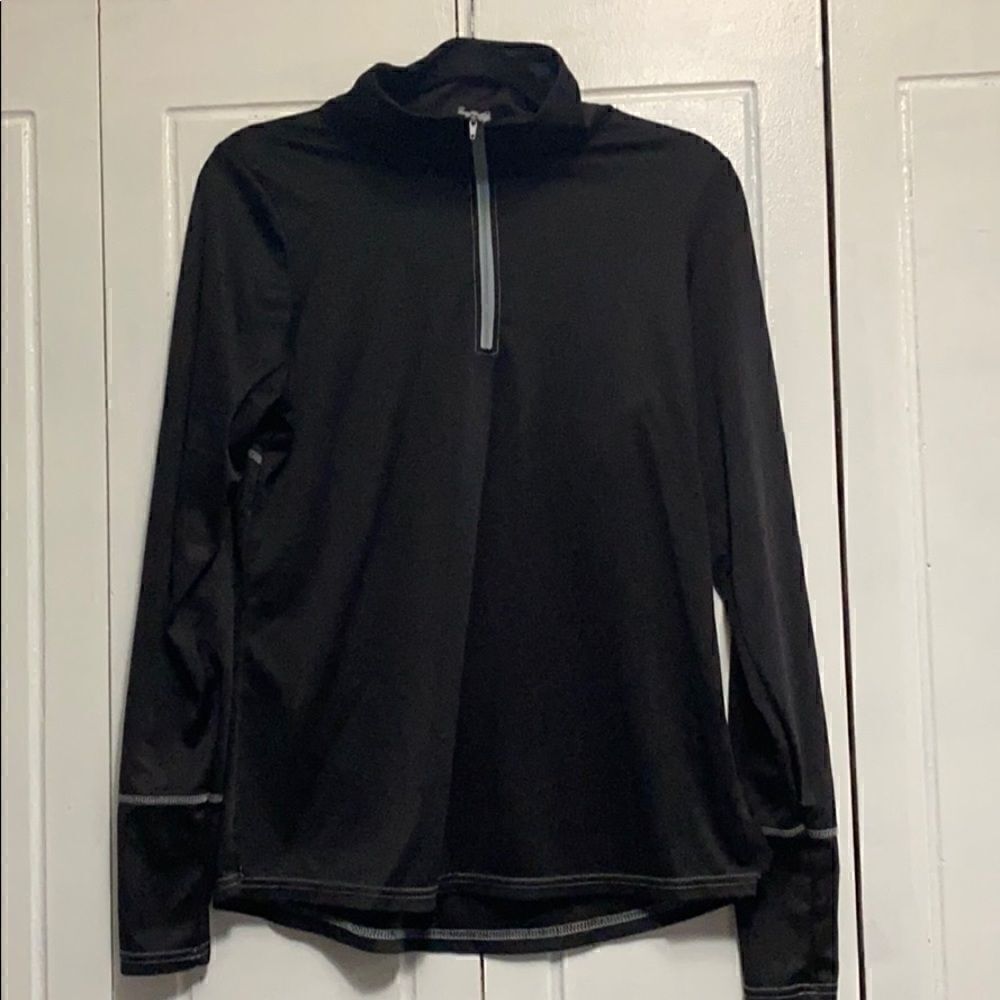 Series 8 Fitness athletic top large